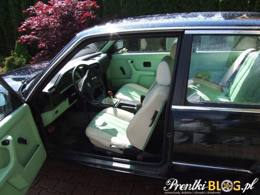 bmw-e30-coupe-wnętrze